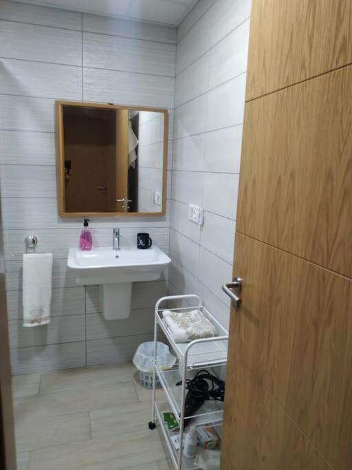 Se Alquila Habitacion Muy Luminosa Con Bano Privado En Apartamento Compartido Rincón de la Victoria Exteriér fotografie